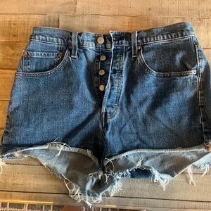 Levi's 501 button fly Daisy Duke Denim‎ Shorts size 30